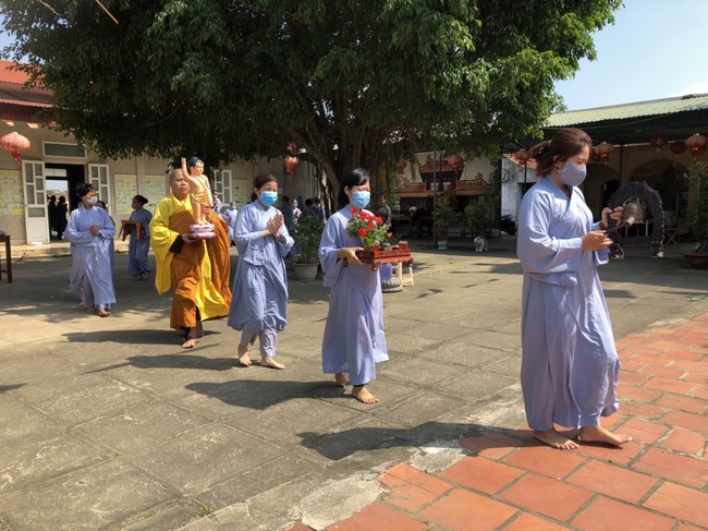 The Buddha bath Rite on occasion of His Birthday 2021 at Dong Cao Pagoda
